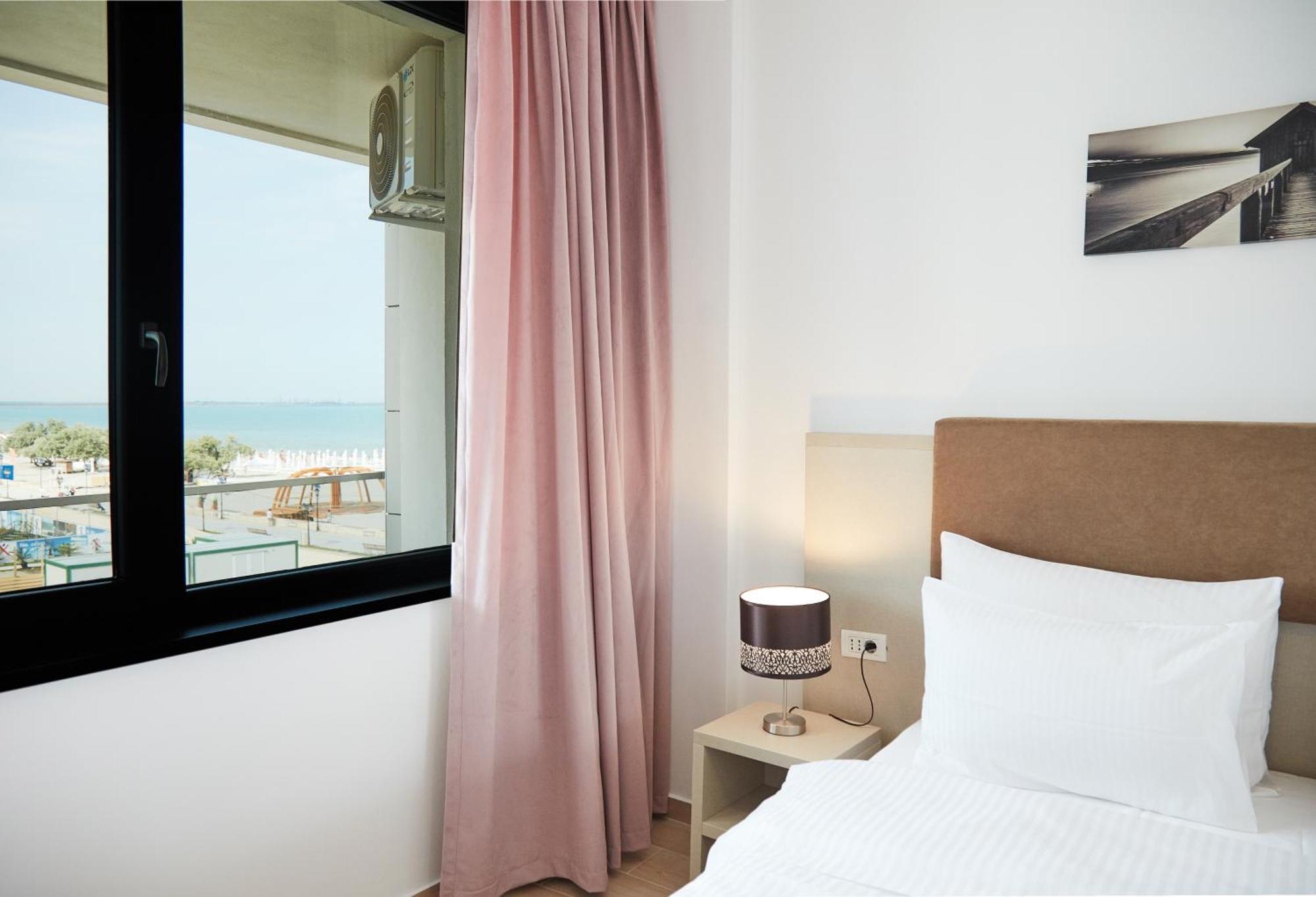 Excelsior Apartaments Mamaia Nord Navodari Bagian luar foto